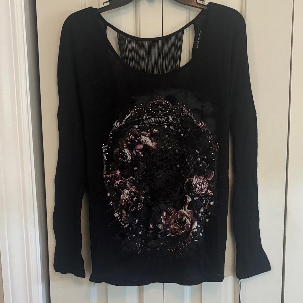 Rock & Republic Black Floral Long Sleeve Top Size S NWT